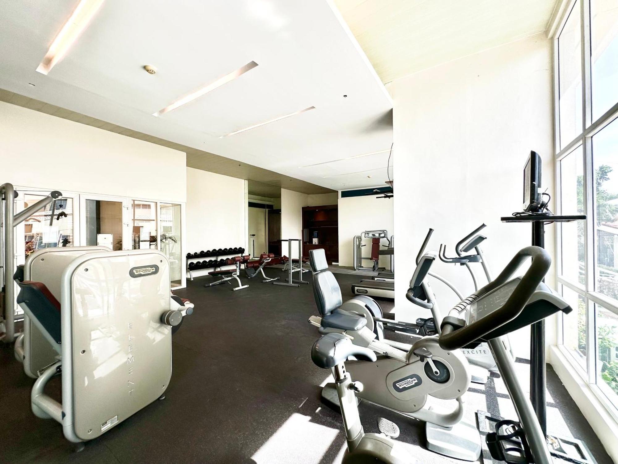 Sophisticated Oceanview Studio In La Mirada Apartment Lapu-Lapu City Bagian luar foto